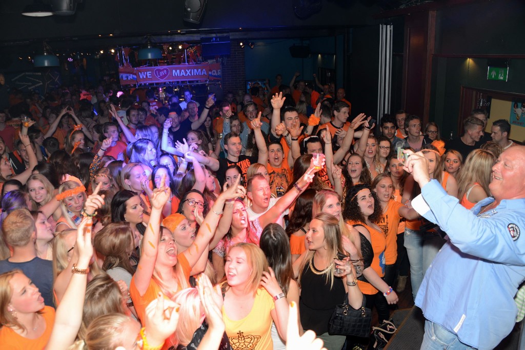 ../Images/Koningsnacht VdG 2015 096.jpg